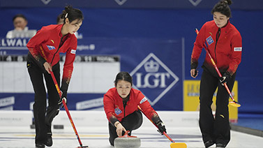 生涯5次60+有多难？仅3人做到，榜首恐无人超越！.